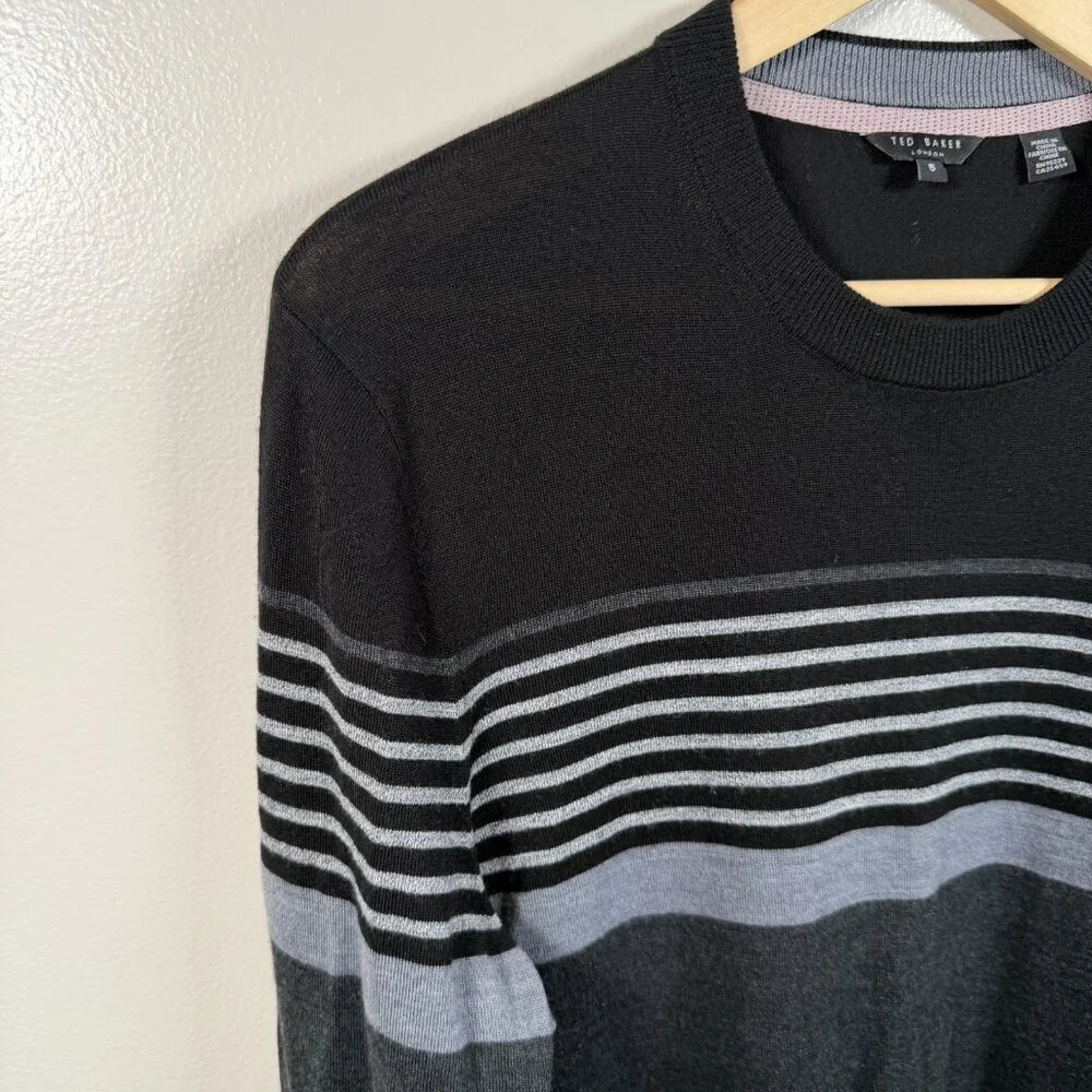 Ted Baker Wool Crewneck Sweater Mens Size 5 US XL Black Gray Stripes Flaw*